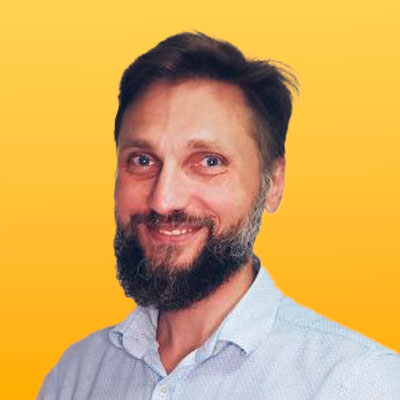 Владимир Махнач